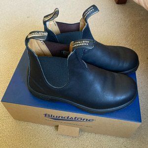 Black Blundstones, AU size 6.5/Women's US size 9/9.5